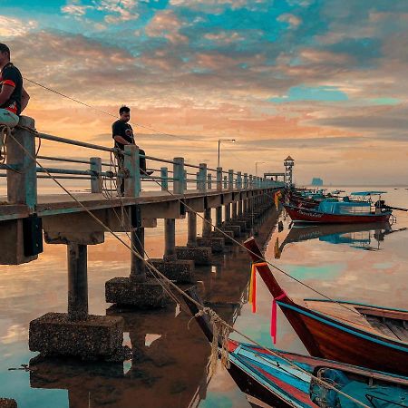 เกาะลิบงซันไรส์ โฮมสเตย์ Koh Libong Sunrise Homestay Exteriér fotografie